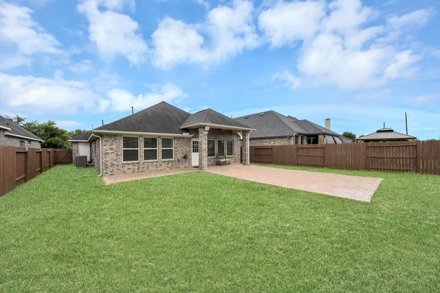 19734 Oakdale Lakes Trail, Richmond, TX 77407