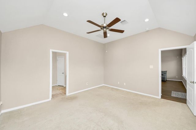 19734 Oakdale Lakes Trail, Richmond, TX 77407