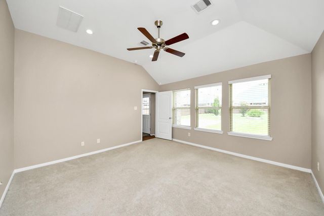 19734 Oakdale Lakes Trail, Richmond, TX 77407