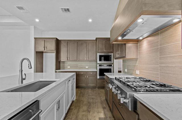 2201 Vittoria VW, Leander, TX 78641