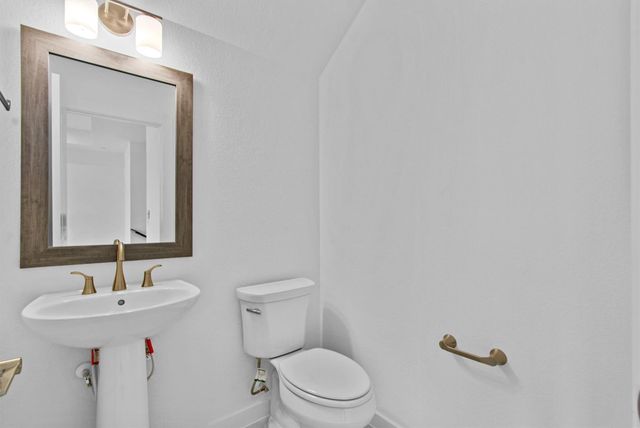 2201 Vittoria VW, Leander, TX 78641