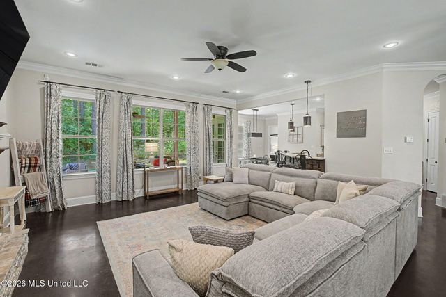 223 Fawn Cove, Hernando, MS 38632