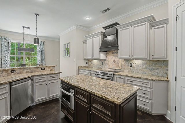 223 Fawn Cove, Hernando, MS 38632
