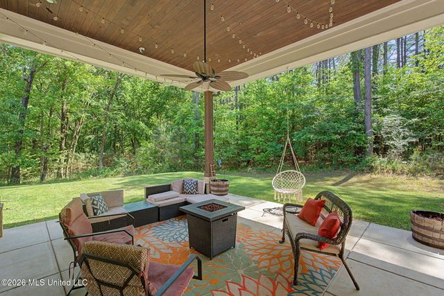 223 Fawn Cove, Hernando, MS 38632