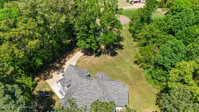 223 Fawn Cove, Hernando, MS 38632