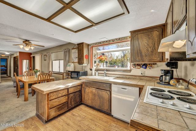 1670 Belarra Drive, Minden, NV 89423