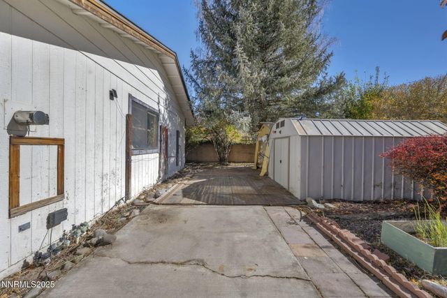 1670 Belarra Drive, Minden, NV 89423