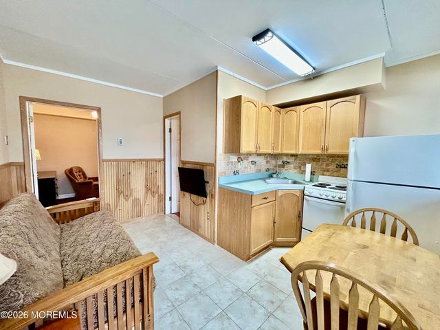 28 Fremont Avenue B12, Seaside Heights, NJ 08751