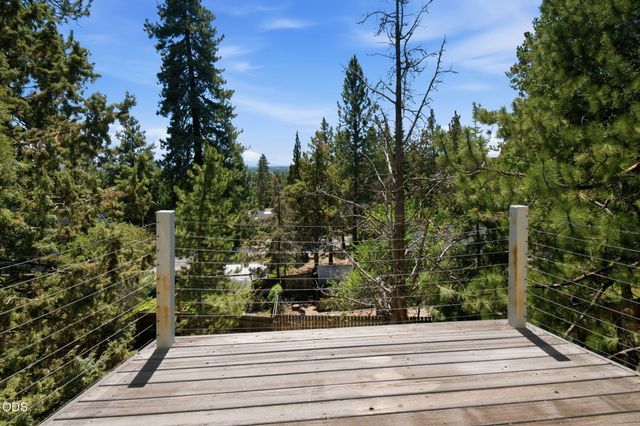 1265 NW Saginaw Avenue, Bend, OR 97703