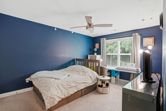 2404 BAXLEY DR, Columbia, MO 65201