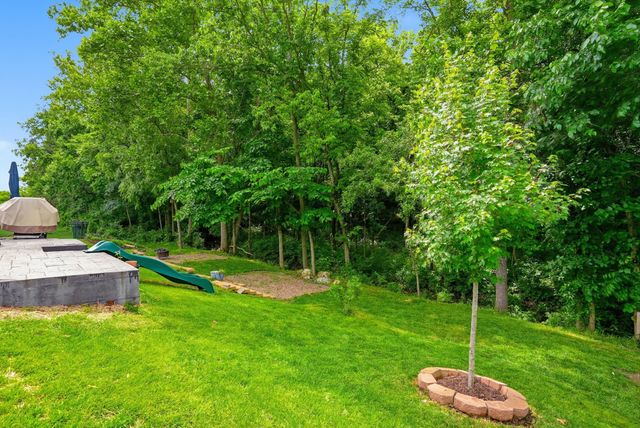 2404 BAXLEY DR, Columbia, MO 65201