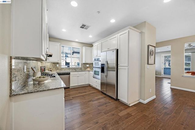 5216 Fioli Loop, San Ramon, CA 94582