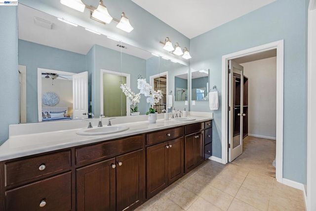 5216 Fioli Loop, San Ramon, CA 94582