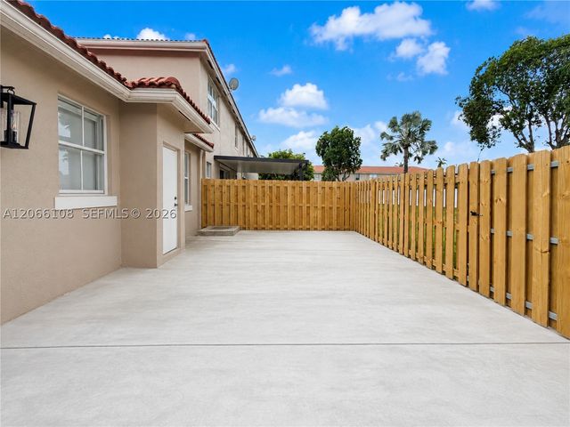 13837 SW 273rd Ter, Homestead, FL 33032