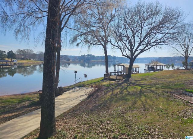 5804 LEE ROAD, Pell City, AL 35128