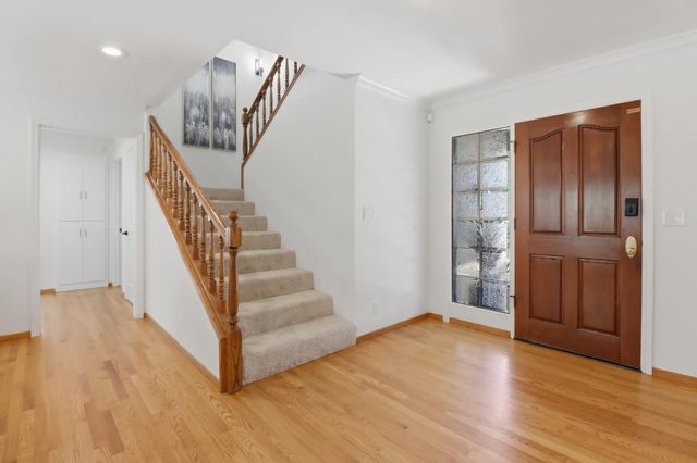 1519 Peregrino Way, San Jose, CA 95125