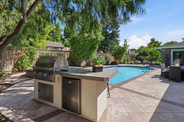 1519 Peregrino Way, San Jose, CA 95125
