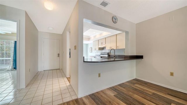 5269 WEDGEWOOD LANE 36, Sarasota, FL 34235