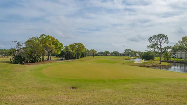 5269 WEDGEWOOD LANE 36, Sarasota, FL 34235