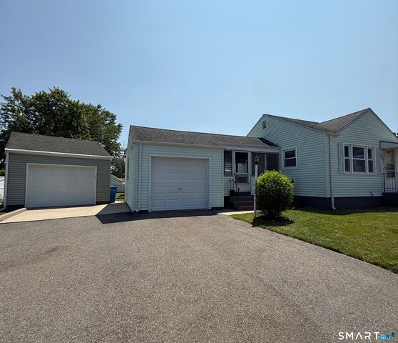 309 Freeman Street, Hartford, CT 06106