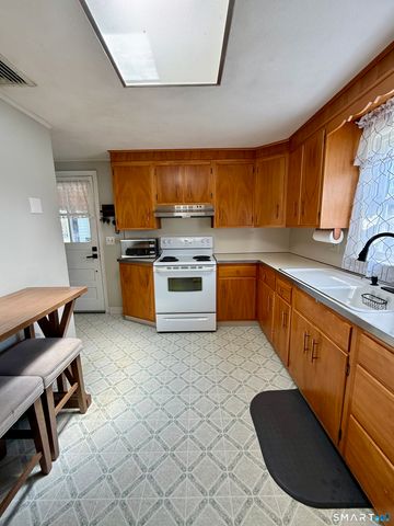 309 Freeman Street, Hartford, CT 06106