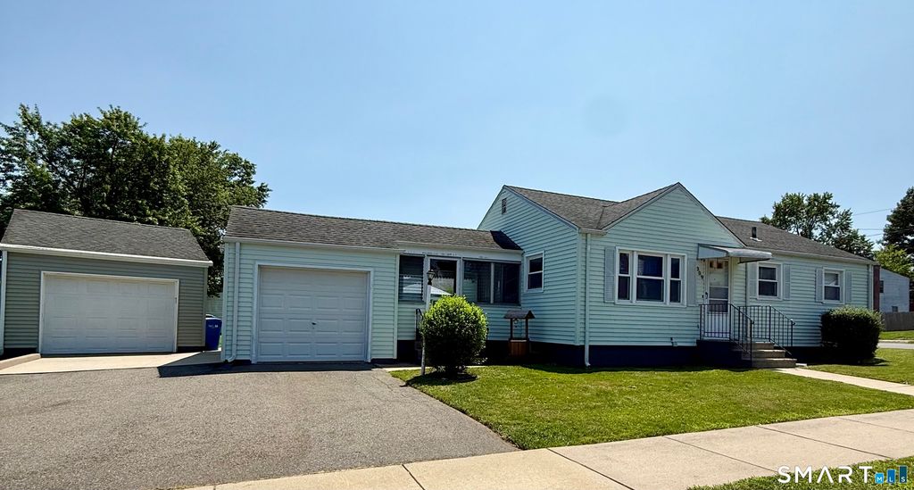 309 Freeman Street, Hartford, CT 06106