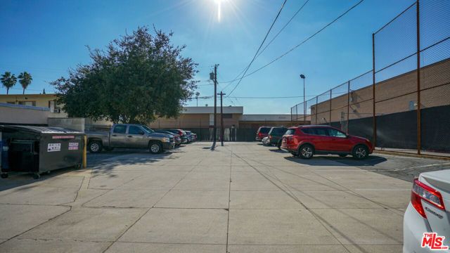 1502 E Broadway, Glendale, CA 91205