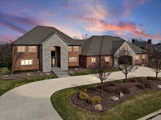 52960 Trailwood Drive, Lyon Twp, MI 48178