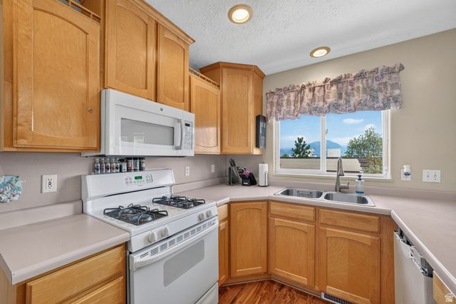 9541 S 4190 W, South Jordan, UT 84095