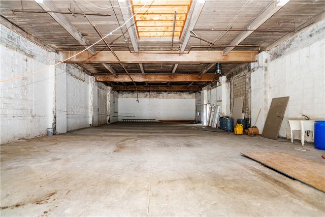 461 Douglas Avenue, Providence, RI 02908