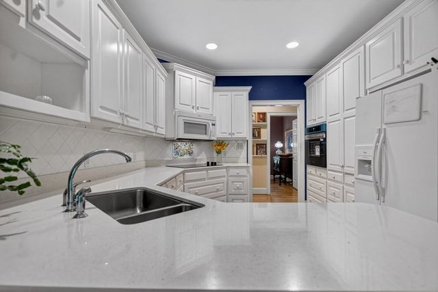 1514 Piedmont Lake Road, Pine Mountain, GA 31822