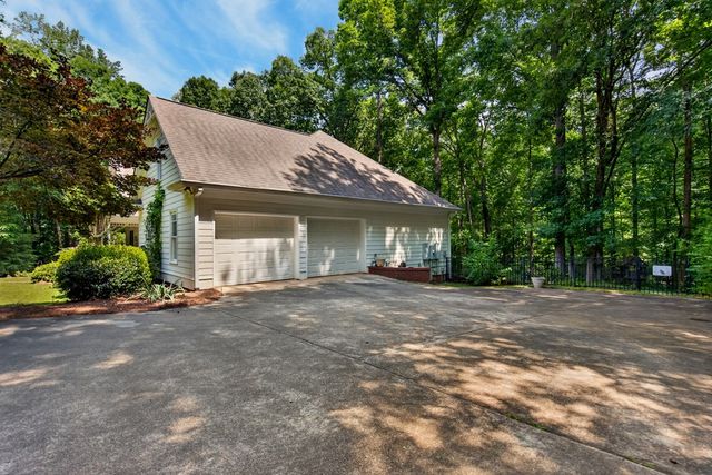 1514 Piedmont Lake Road, Pine Mountain, GA 31822