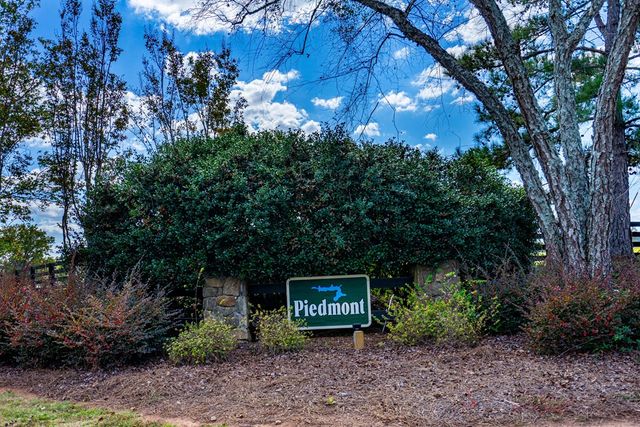 1514 Piedmont Lake Road, Pine Mountain, GA 31822