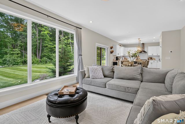 56 Stone House Lane, Burlington, CT 06013