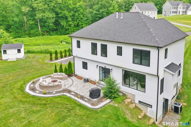 56 Stone House Lane, Burlington, CT 06013