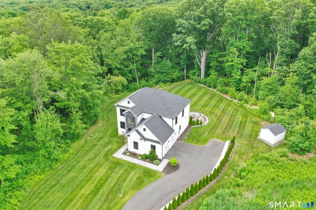 56 Stone House Lane, Burlington, CT 06013