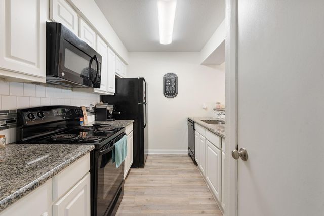 1501 Stallings Drive 48, College Station, TX 77840