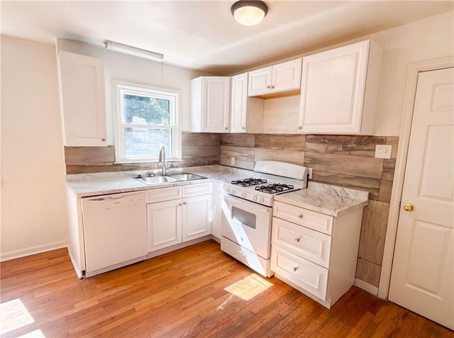 5419 Roe Boulevard, Roeland Park, KS 66205