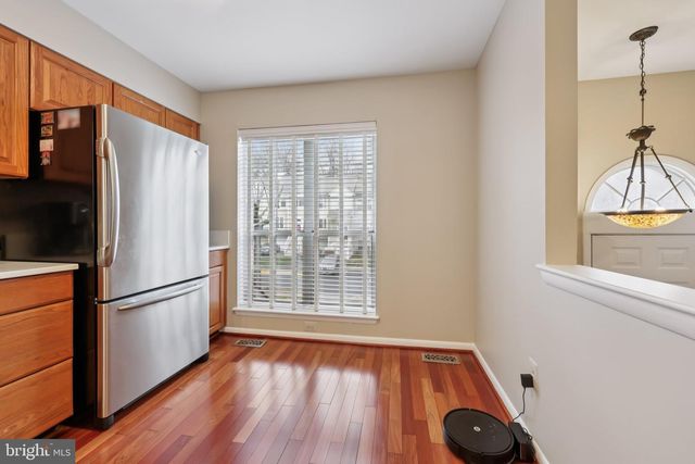 8309 LINDEN OAKS CT, Lorton, VA 22079