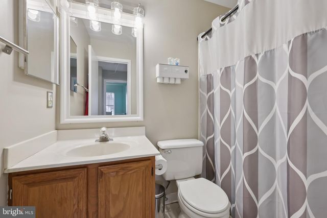 8309 LINDEN OAKS CT, Lorton, VA 22079