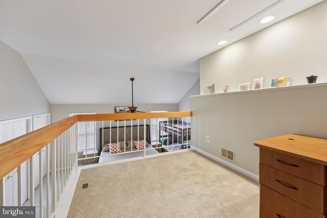 8309 LINDEN OAKS CT, Lorton, VA 22079