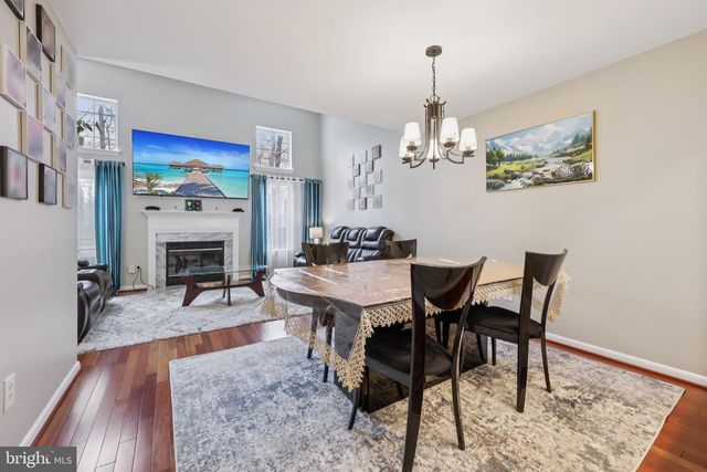 8309 LINDEN OAKS CT, Lorton, VA 22079