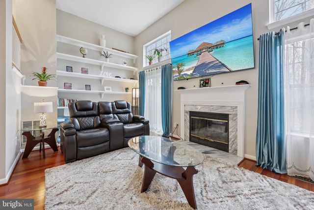 8309 LINDEN OAKS CT, Lorton, VA 22079