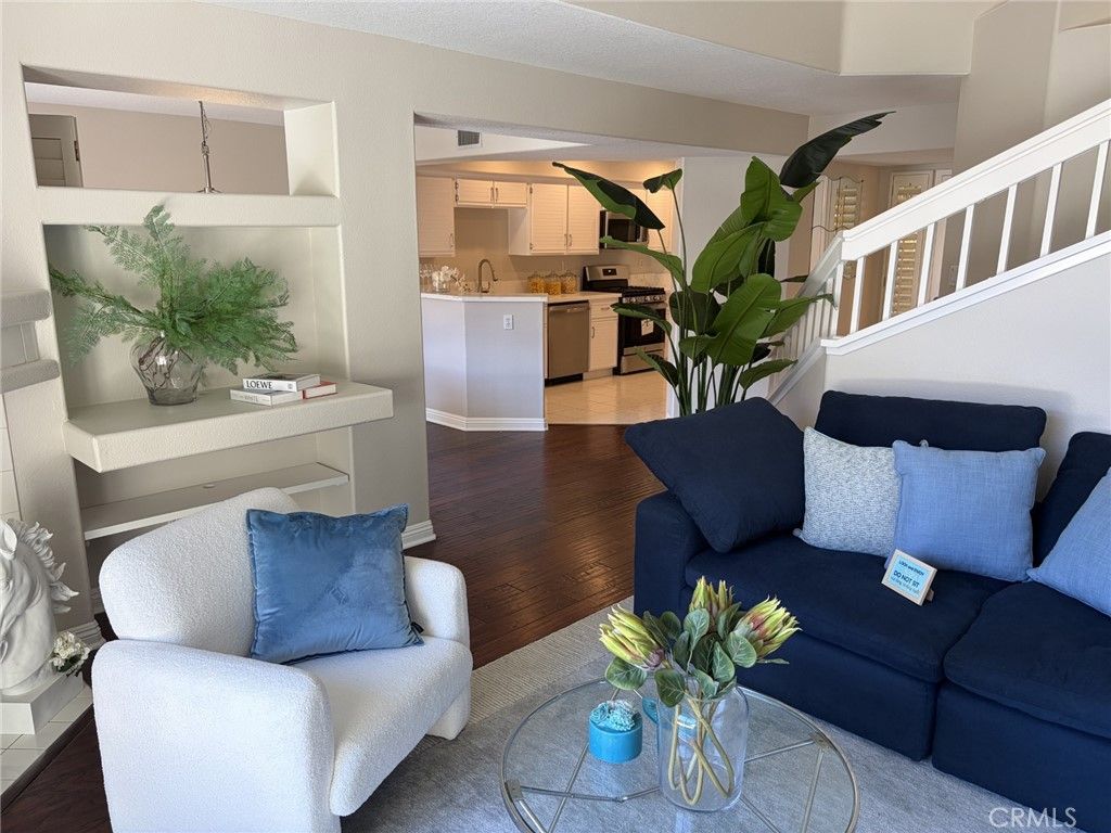 8012 E Snowberry E, Anaheim Hills, CA 92808 — exterior