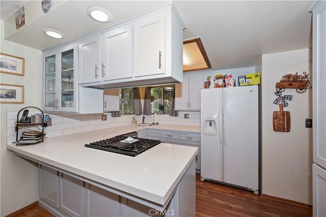 32801 Encina Drive, Arrowbear, CA 92382