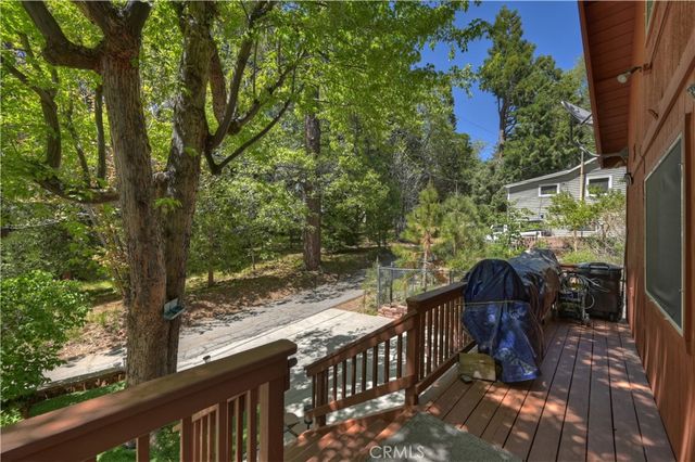 32801 Encina Drive, Arrowbear, CA 92382