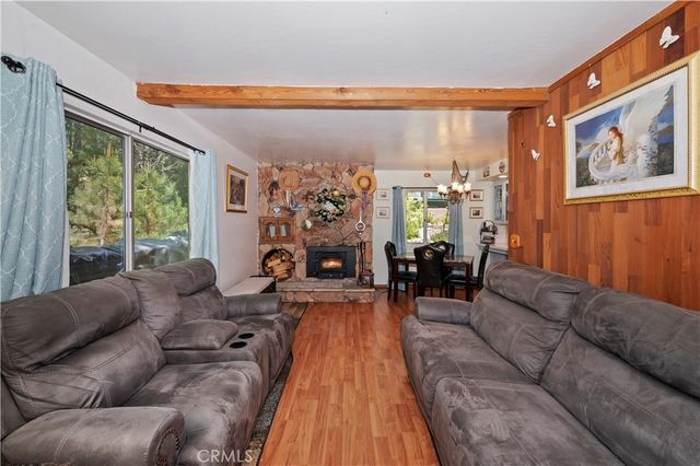 32801 Encina Drive, Arrowbear, CA 92382