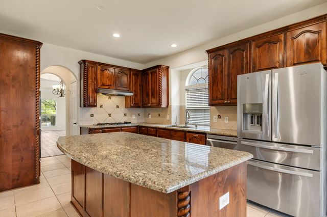 3713 Caruth Lane, Frisco, TX 75034