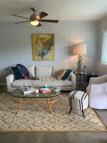 1202 Newning Ave 308, Austin, TX 78704
