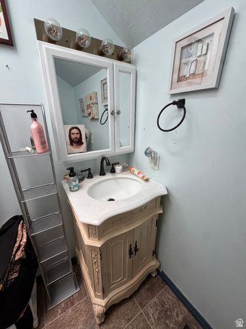 304 W WILLOW WAY, Pleasant View, UT 84414